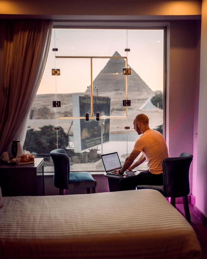 Cleopatra Pyramids View Hotel Cairo Exterior photo